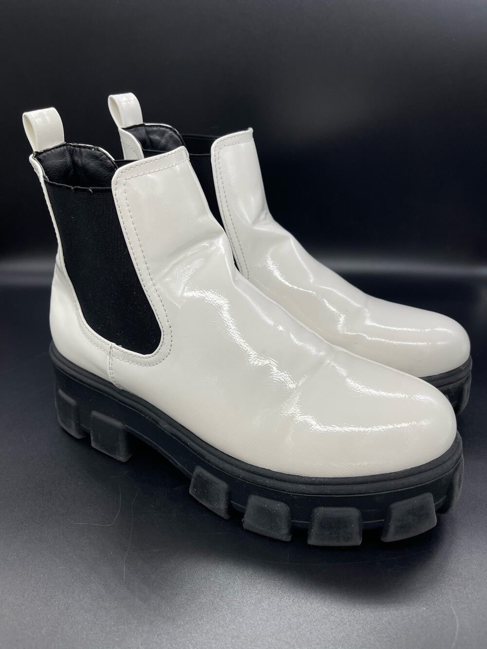 Union Bay Toby White & Black Platform Boots Women's Size 9
